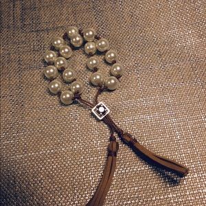 Chico’s Pearl & Leather Bracelet